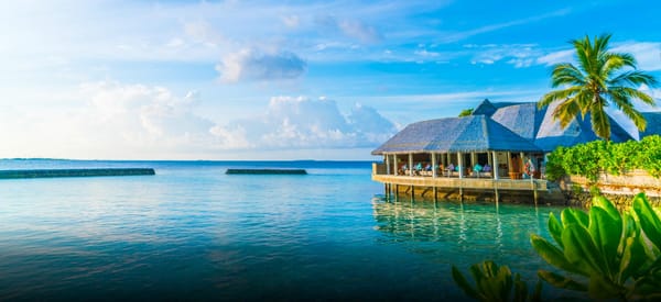 Best Destinations for Honeymoons and Anniversary Trips